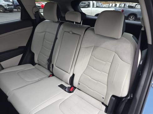 Used 2026 Kia Sportage SX Prestige image 14