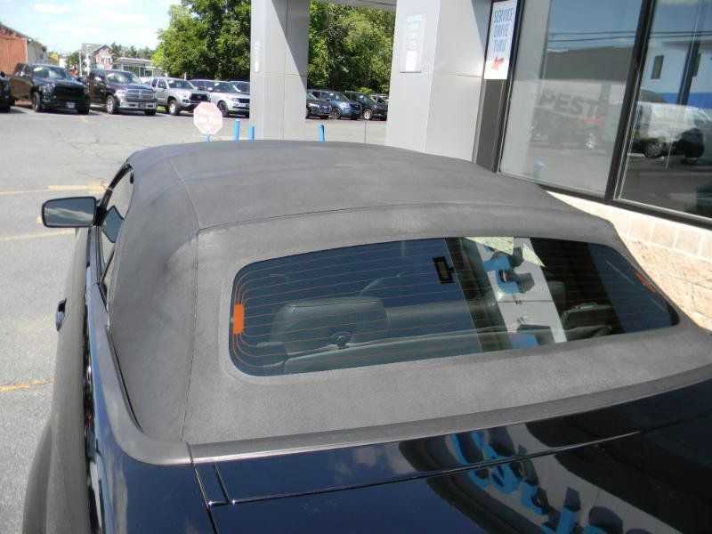 Used 2005 Ford Mustang GT RWD image 13