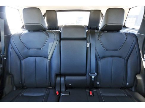 Used 2025 INFINITI QX60 Pure image 11