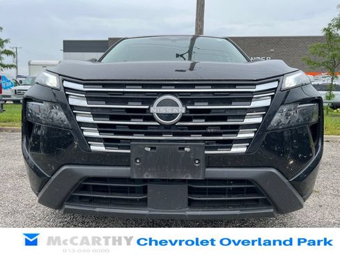 Used 2024 Nissan Rogue S AWD/4WD image 8