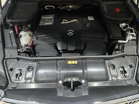 Used 2025 Mercedes-Benz Maybach GLS 600 4MATIC image 10