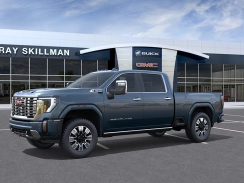 New 2026 GMC Sierra 3500 Denali w/ Denali Reserve Package AWD/4WD image 2
