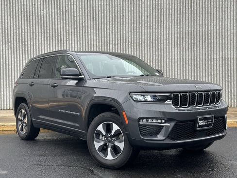 Used 2024 Jeep Grand Cherokee Limited 4xe image 6