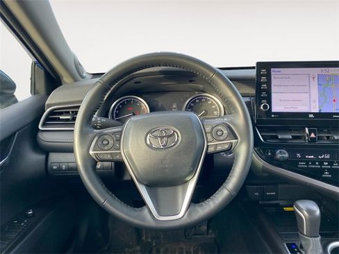Used 2024 Toyota Camry XLE image 12