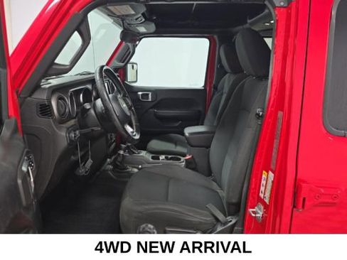 Used 2020 Jeep Gladiator Sport w/ Quick Order Package 24S image 7