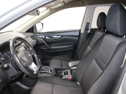 Used 2020 Nissan Rogue SV AWD/4WD image 21