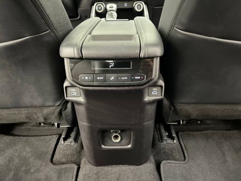 Used 2025 Toyota Grand Highlander FWD image 29