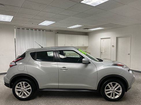 Used 2016 Nissan Juke S image 4