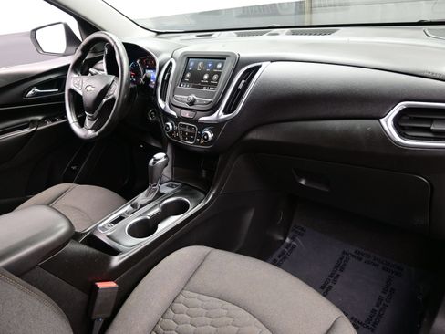 Used 2020 Chevrolet Equinox LT AWD/4WD image 13