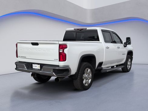 Used 2020 Chevrolet Silverado 2500 LTZ w/ LTZ Premium Package image 3
