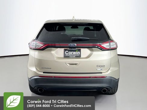 Used 2017 Ford Edge SE w/ Cargo Accessory Package image 13