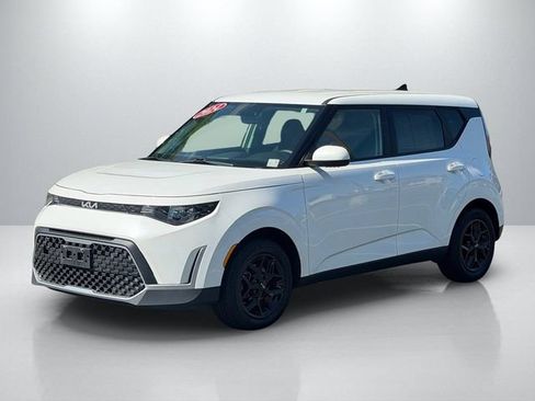 Certified 2024 Kia Soul LX w/ Option Group 015 FWD image 3