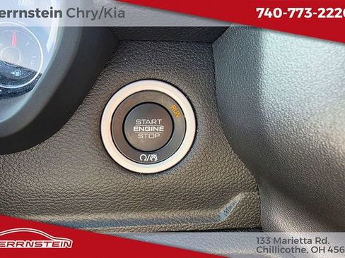 Used 2023 RAM 1500 Big Horn AWD/4WD image 19