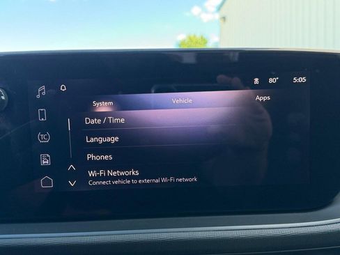 Used 2025 Buick Envista Preferred FWD image 36