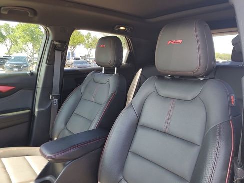 Used 2025 Chevrolet TrailBlazer RS w/ Convenience Package FWD image 14