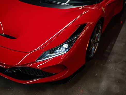 Used 2020 Ferrari F8 Tributo RWD image 12