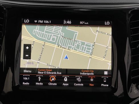 Used 2019 Jeep Cherokee Limited AWD/4WD image 10