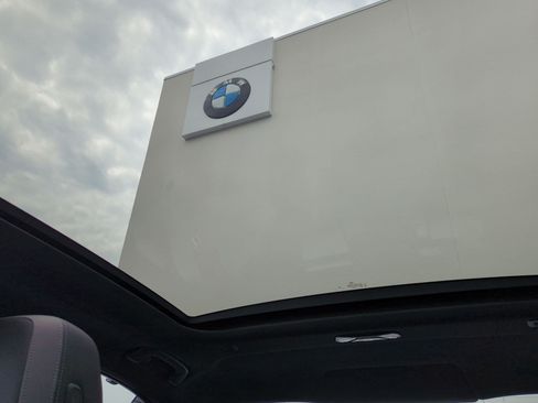 Certified 2024 BMW 530i xDrive w/ Executive Package AWD/4WD image 27