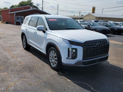 Used 2023 Hyundai Palisade SE image 4