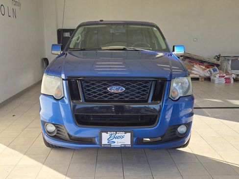 Used 2010 Ford Explorer Sport Trac Limited image 2