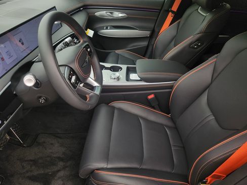 New 2026 Genesis GV70 2.5T Sport Prestige AWD/4WD image 10