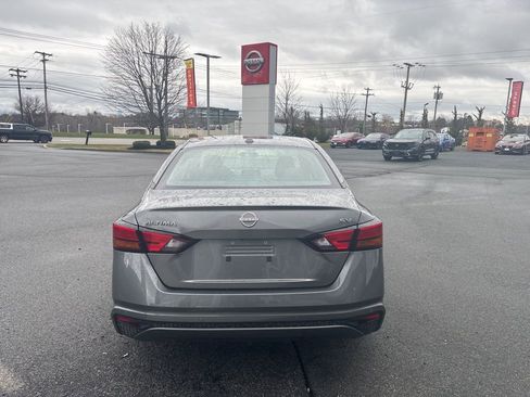 Used 2024 Nissan Altima 2.5 SV image 6