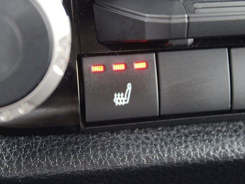 Used 2022 Toyota Tundra SR5 image 7