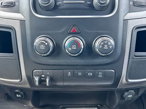 Used 2017 RAM 2500 Tradesman w/ Chrome Appearance Group AWD/4WD image 24