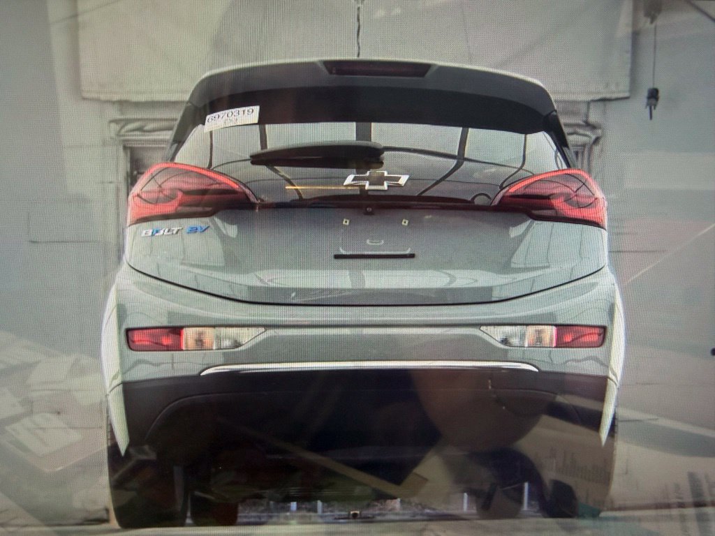 Used 2021 Chevrolet Bolt LT FWD image 6