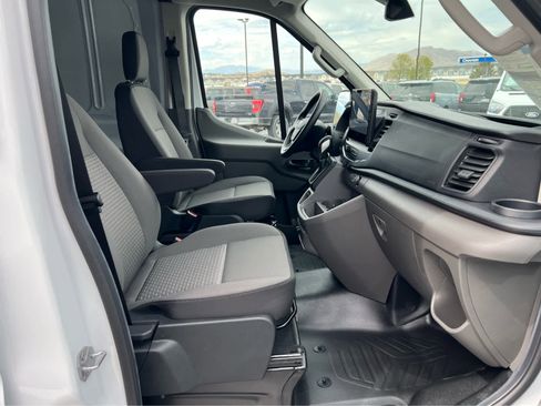 New 2026 Ford Transit 250 148 Medium Roof Extended AWD image 17