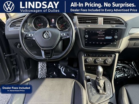 Used 2018 Volkswagen Tiguan SE FWD image 11