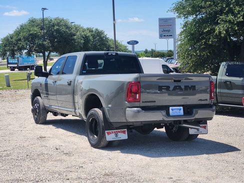 New 2026 RAM 3500 Laramie AWD/4WD image 3
