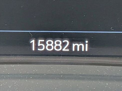 Used 2022 Buick Envision Avenir w/ Technology Package II FWD image 13