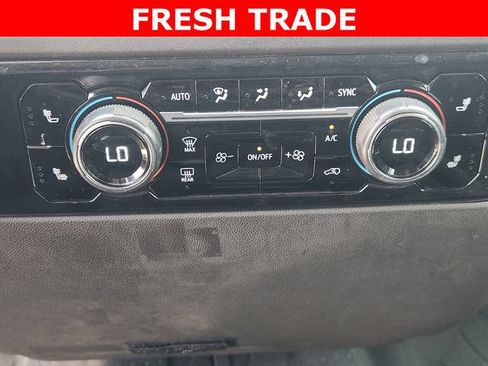 Used 2022 Chevrolet Silverado 1500 LT w/ Protection Package RWD image 17