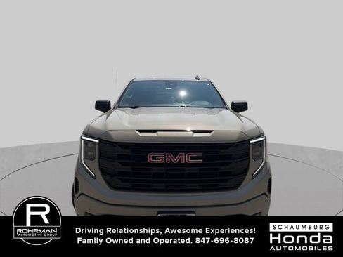 Used 2022 GMC Sierra 1500 Elevation w/ LPO, Elevation Black Package AWD/4WD image 2