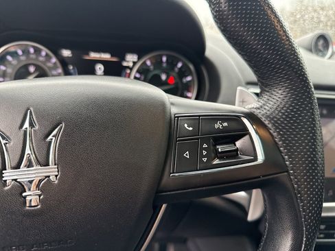 Used 2023 Maserati Levante Modena image 20