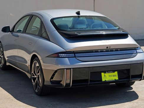 Used 2023 Hyundai Ioniq 6 SEL RWD image 47