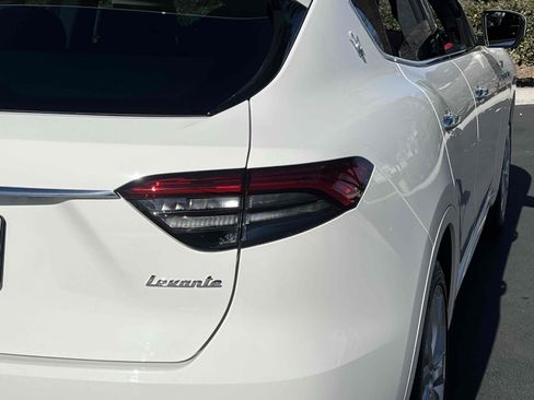 Used 2022 Maserati Levante GT image 18