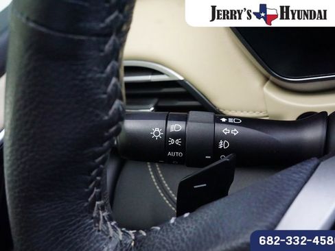 Used 2020 Subaru Outback Limited w/ Popular Package #2 image 15