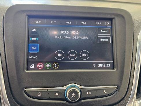 Used 2020 Chevrolet Equinox LT FWD image 17