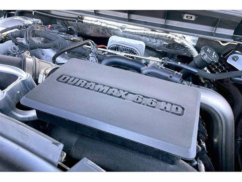 Used 2025 Chevrolet Silverado 3500 LTZ AWD/4WD image 34