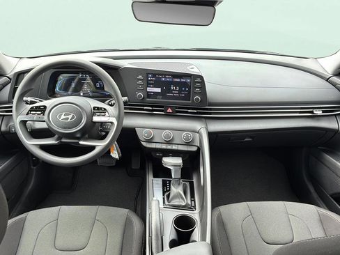 New 2026 Hyundai Elantra SE w/ Cargo Package FWD image 16