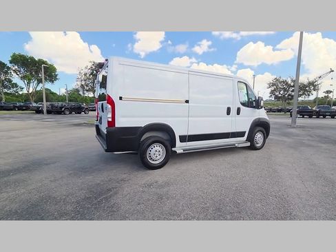 Used 2025 RAM ProMaster 2500 w/ U-Haul Equipment Group FWD image 39
