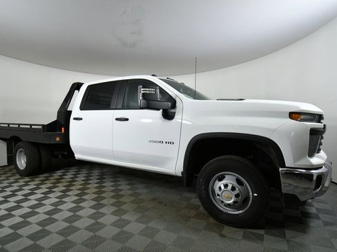 New 2026 Chevrolet Silverado 3500 W/T w/ WT Convenience Package AWD/4WD image 9