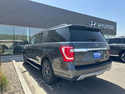 Used 2020 Ford Expedition Max XLT w/ Equipment Group 202A AWD/4WD image 4
