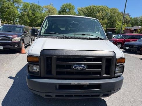 Used 2008 Ford E-350 and Econoline 350 XL RWD image 8