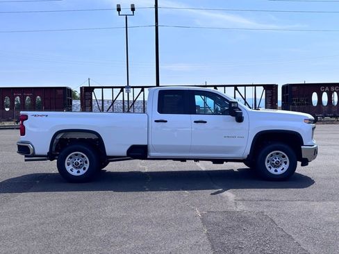 New 2025 Chevrolet Silverado 3500 W/T image 9