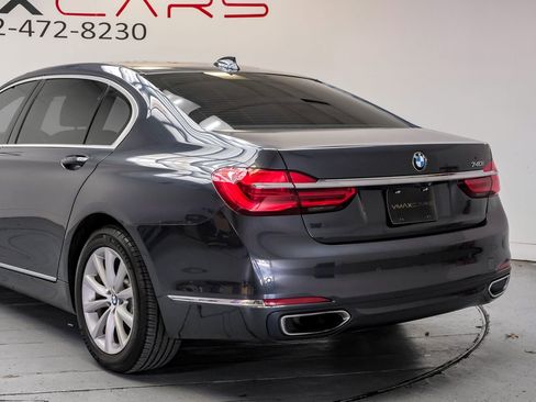Used 2016 BMW 740i w/ Executive Package image 14