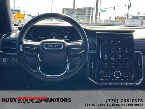 Used 2024 GMC Acadia AT4 w/ Luxury Package AWD/4WD image 12