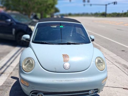 Used 2003 Volkswagen Beetle GLS FWD image 3